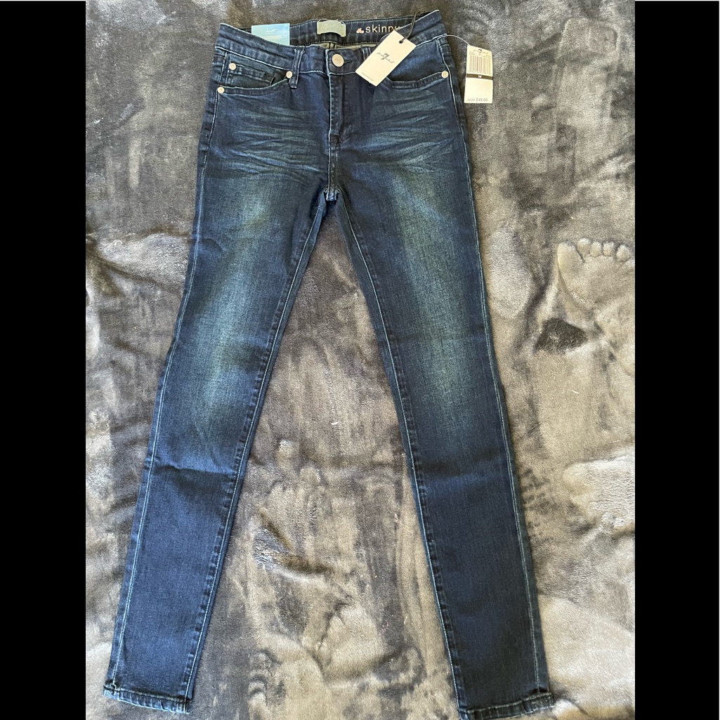 Brand New 7 For All Mankind Blair The Skinny Jeans